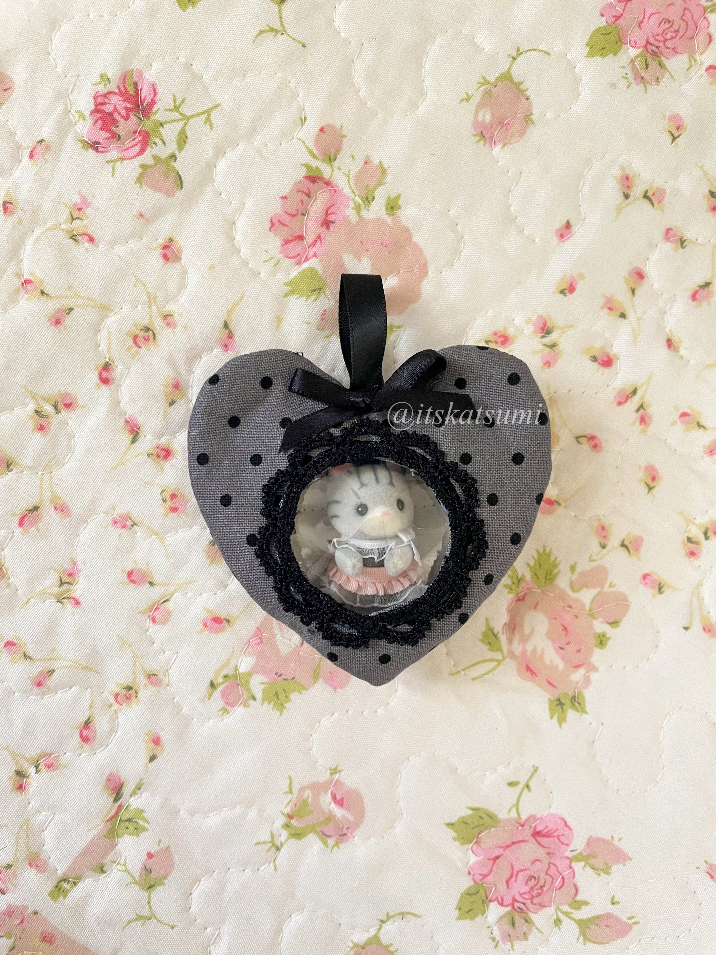 Gray/ Black Polkadot Heart Trinket Zipper Keychain Pouch
