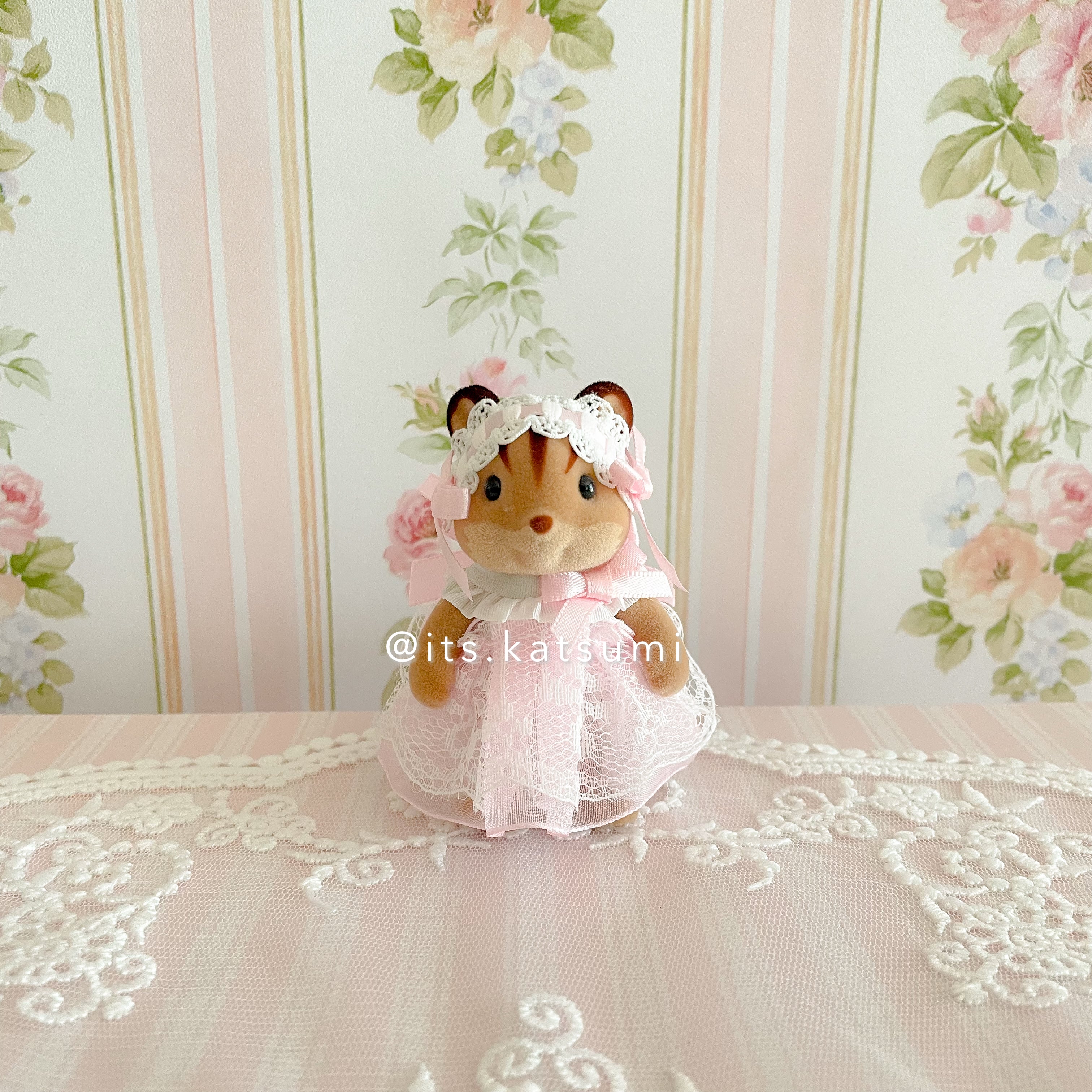 Real Calico Critter / Sylvanian Families ♡ Adult Squirrel in a Kawaii Lolita Dress