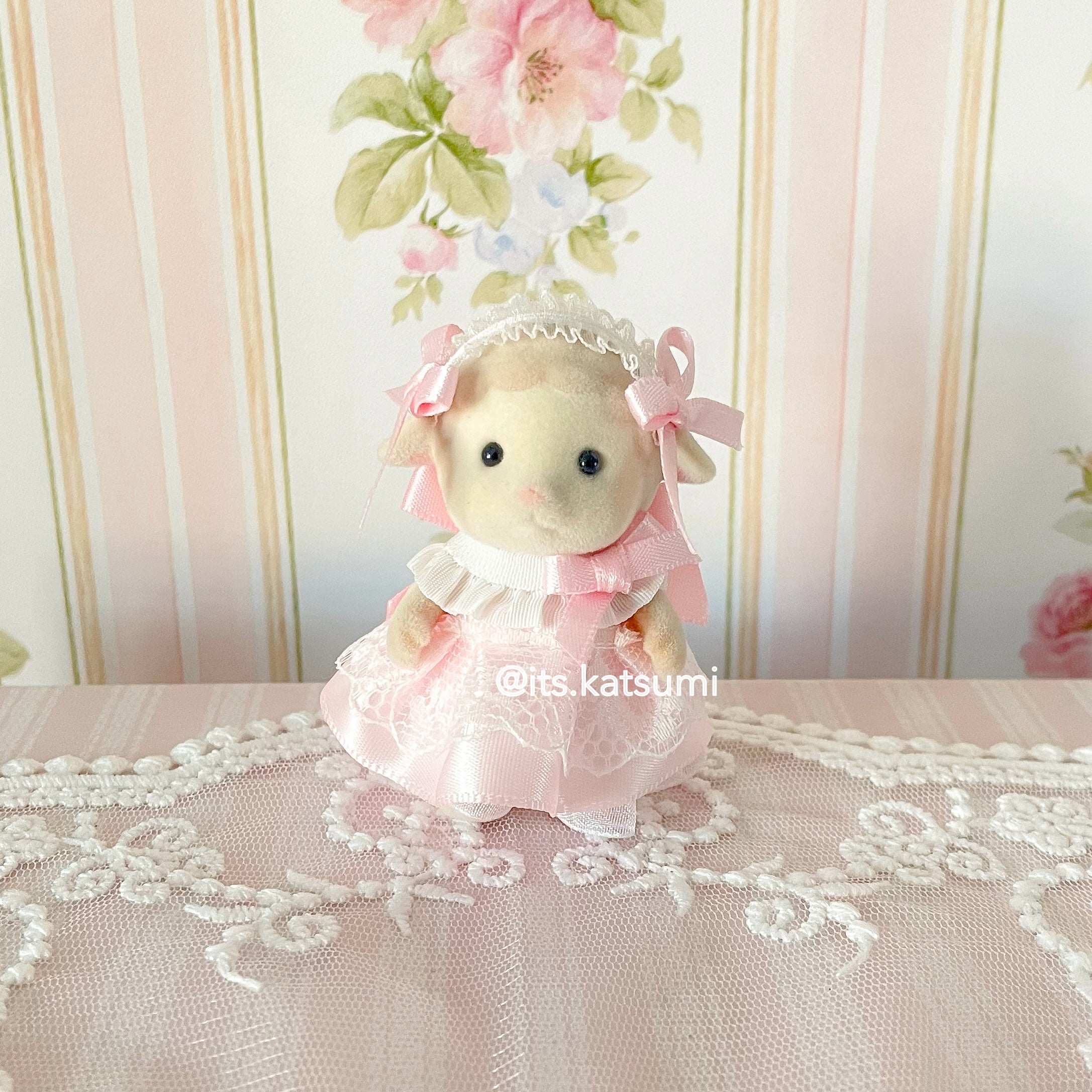 Real Calico Critter / Sylvanian Families ♡ Child Lamb in a Kawaii Lolita Dress
