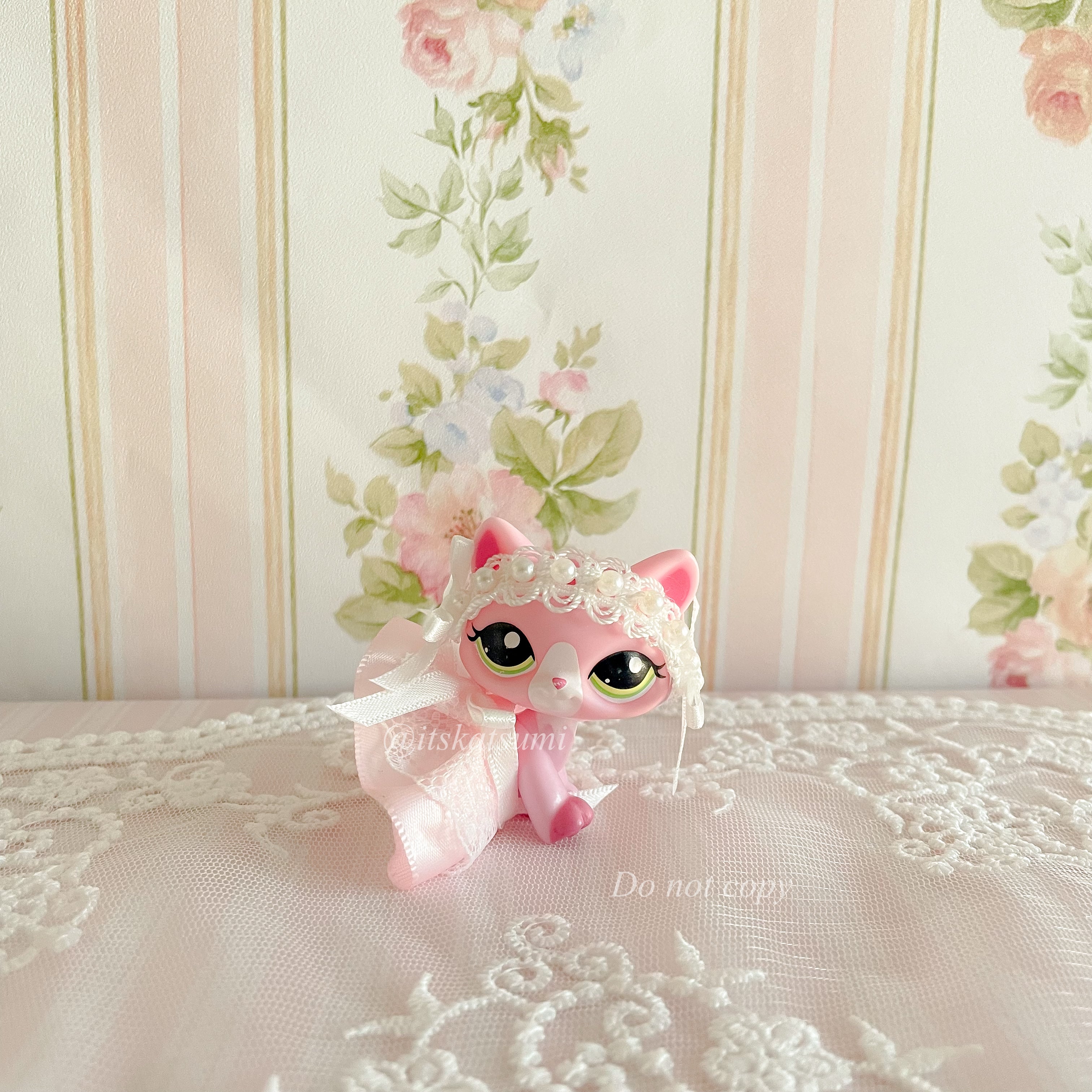 Handmade Kawaii Lolita Outfit for Littlest Pet Shop. Outfit ONLY