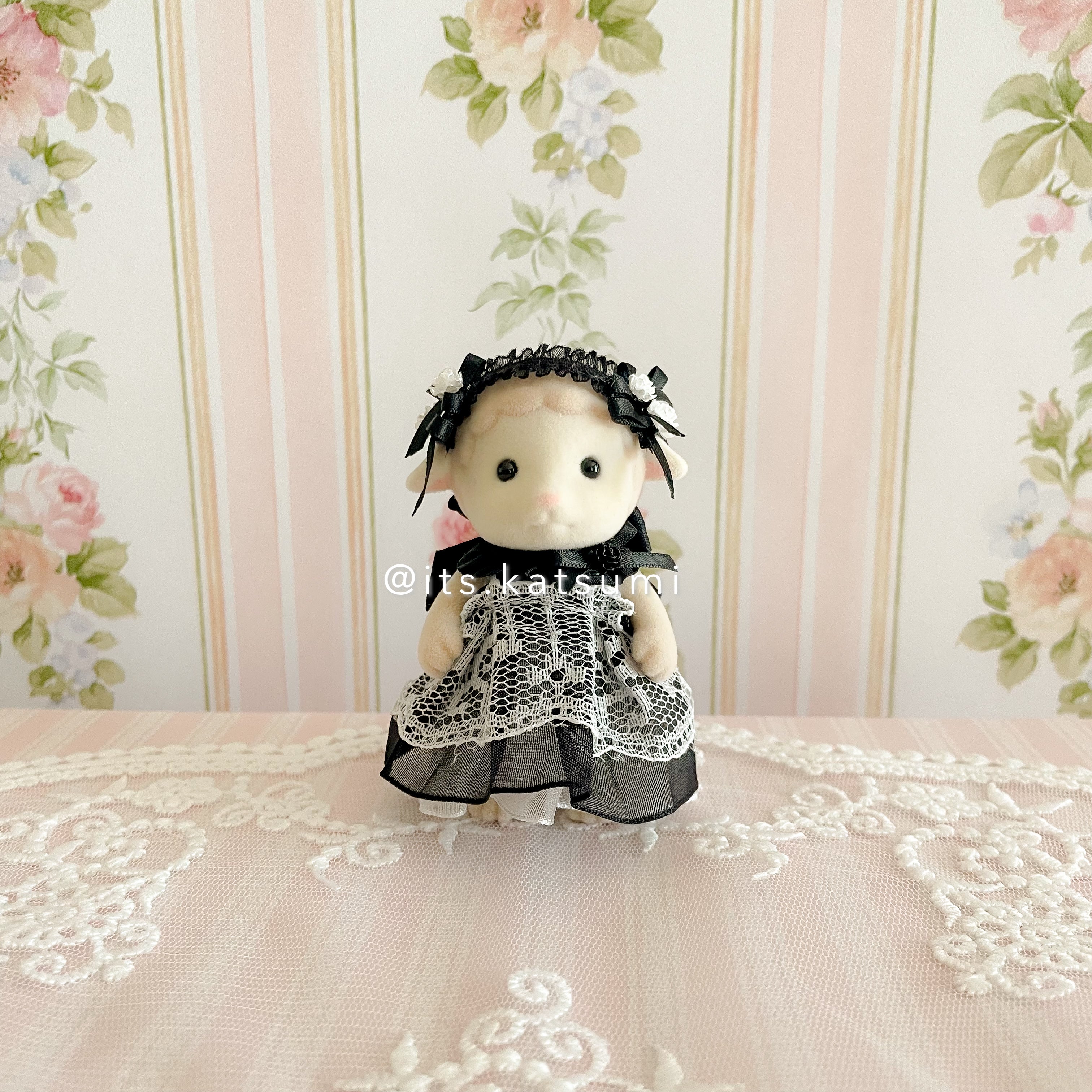 Real Calico Critter / Sylvanian Families ♡ Adult Lamb in a Kawaii Gothic Lolita Dress